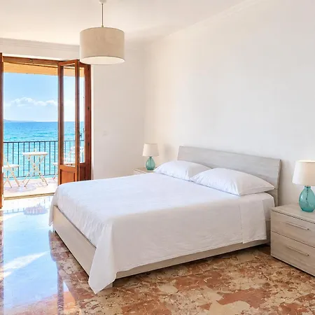 Orme Sulla Sabbia * Villa San Giovanni