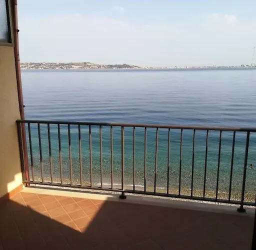 Orme Sulla Sabbia * Villa San Giovanni